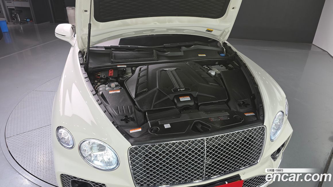 Bentley Bentayga 2022