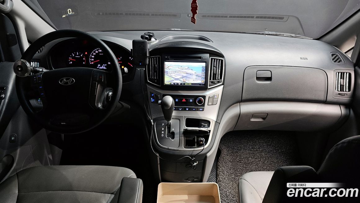 Hyundai Starex 2016