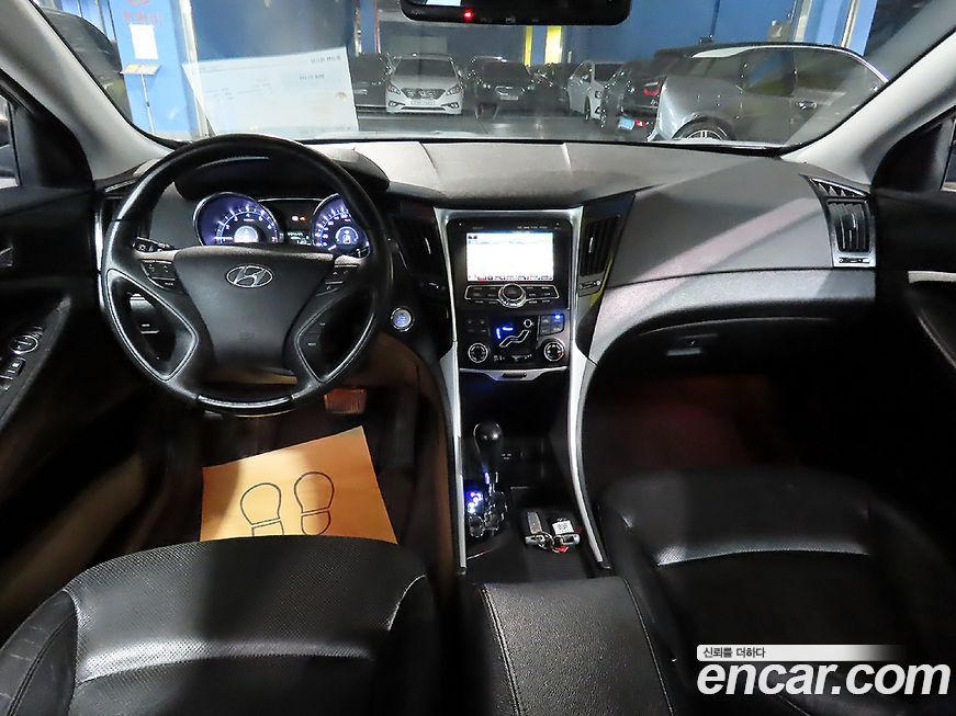 Hyundai Sonata 2010