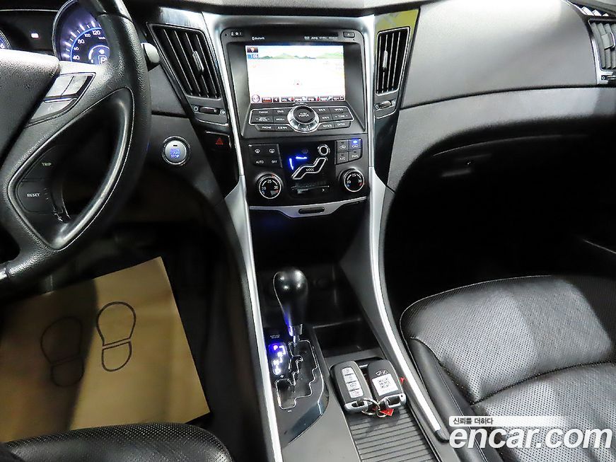 Hyundai Sonata 2010