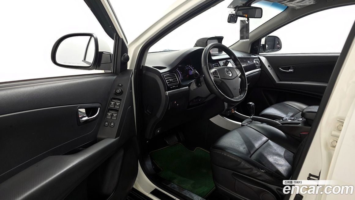 KG_Mobility_Ssangyong KORANDO 2012