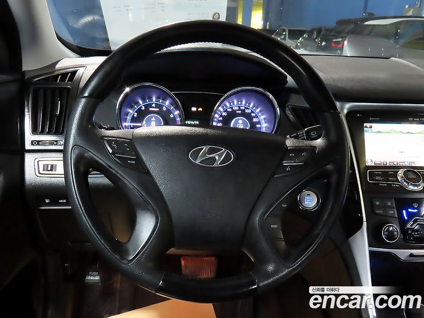 Hyundai Sonata 2010