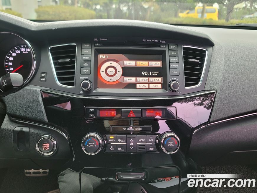 Kia K7 2011