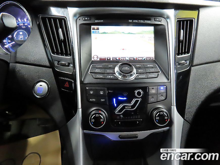 Hyundai Sonata 2010