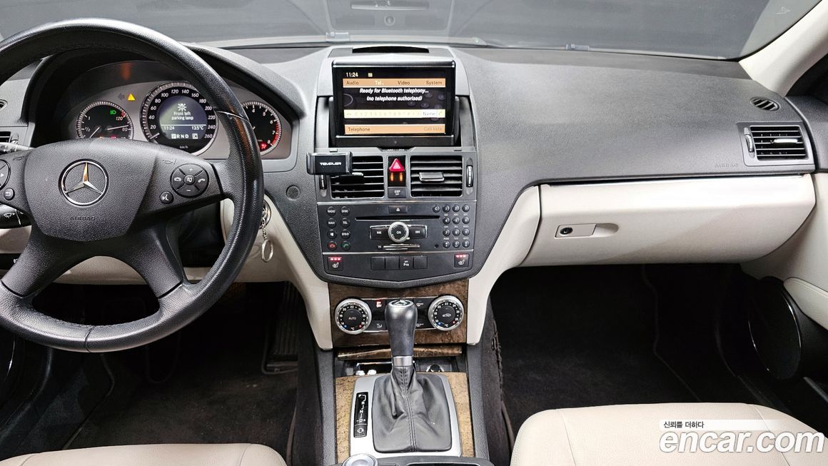 Mercedes-Benz C-Class 2009