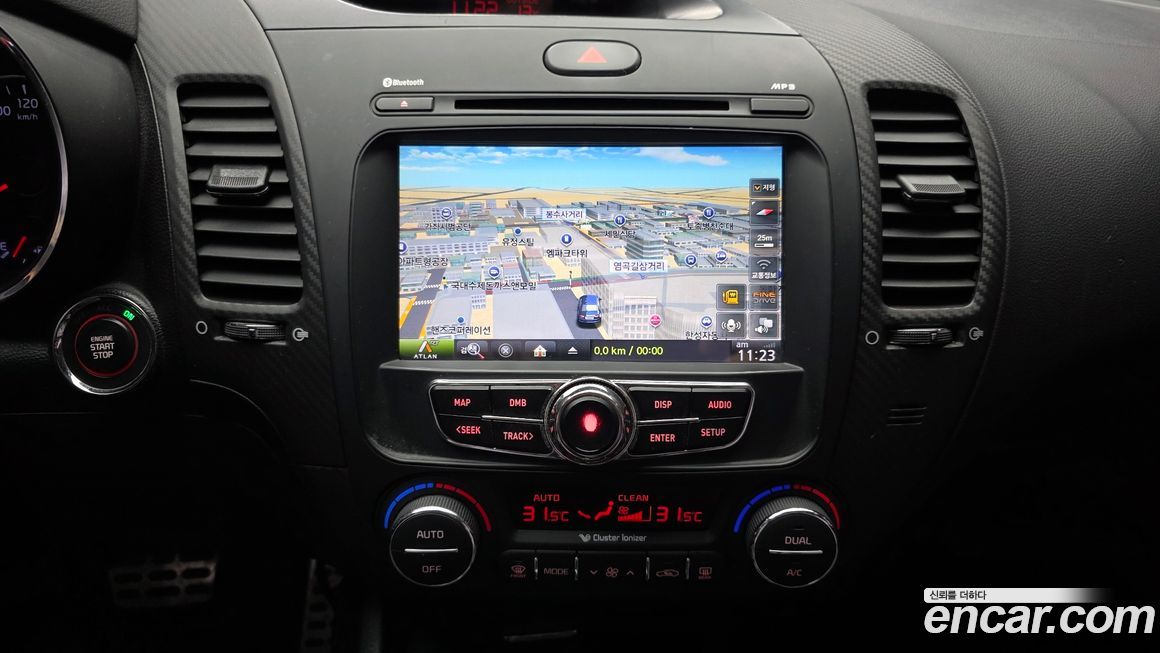 Kia K3 2013