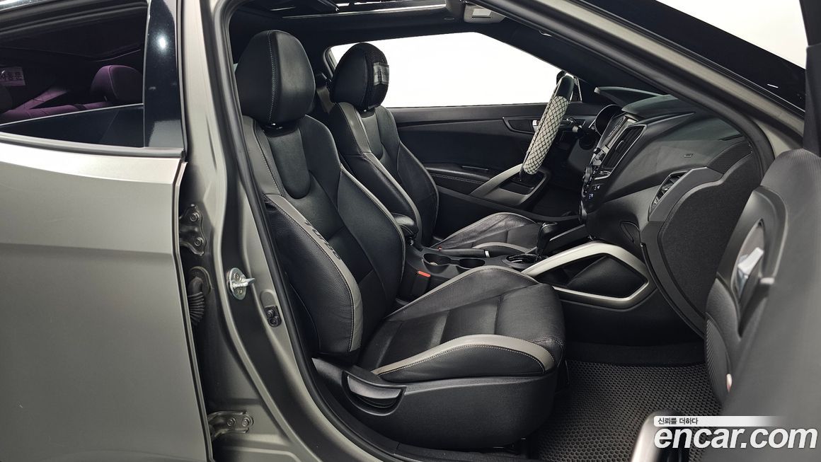 Hyundai Veloster 2016