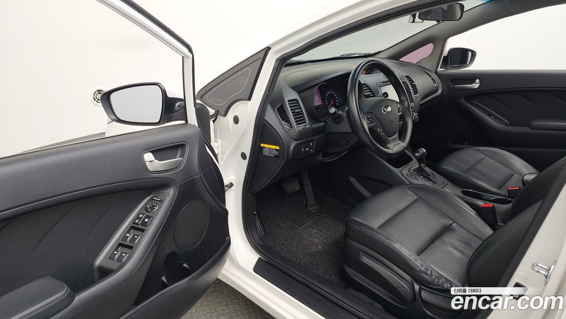 Kia K3 2013