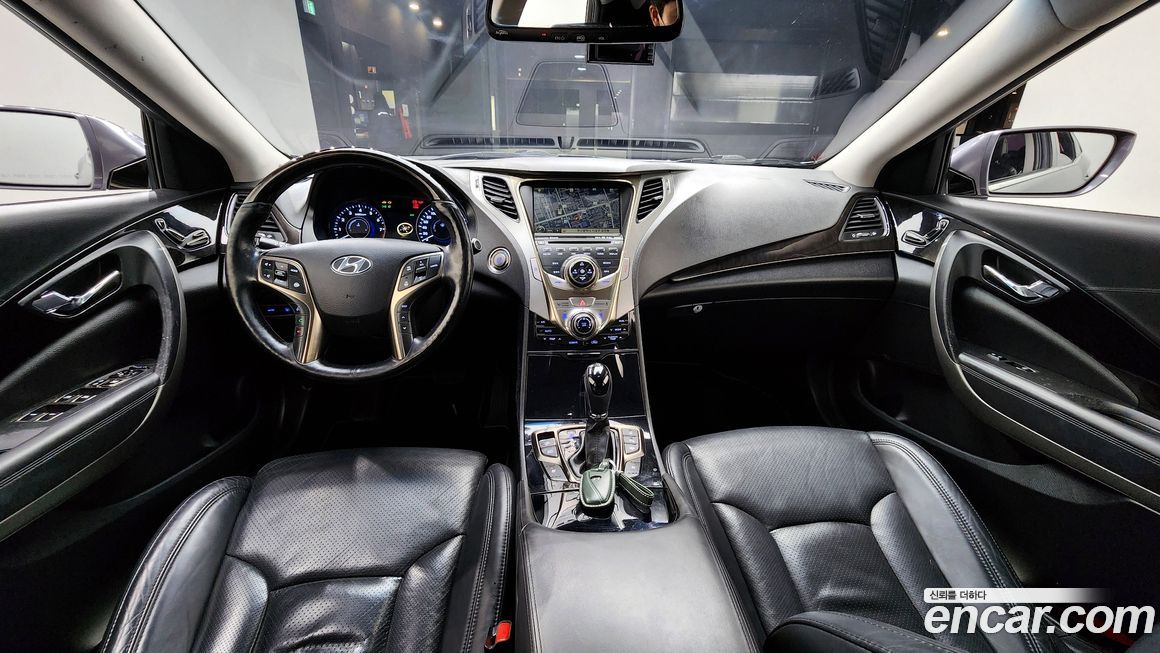 Hyundai Grandeur 2011