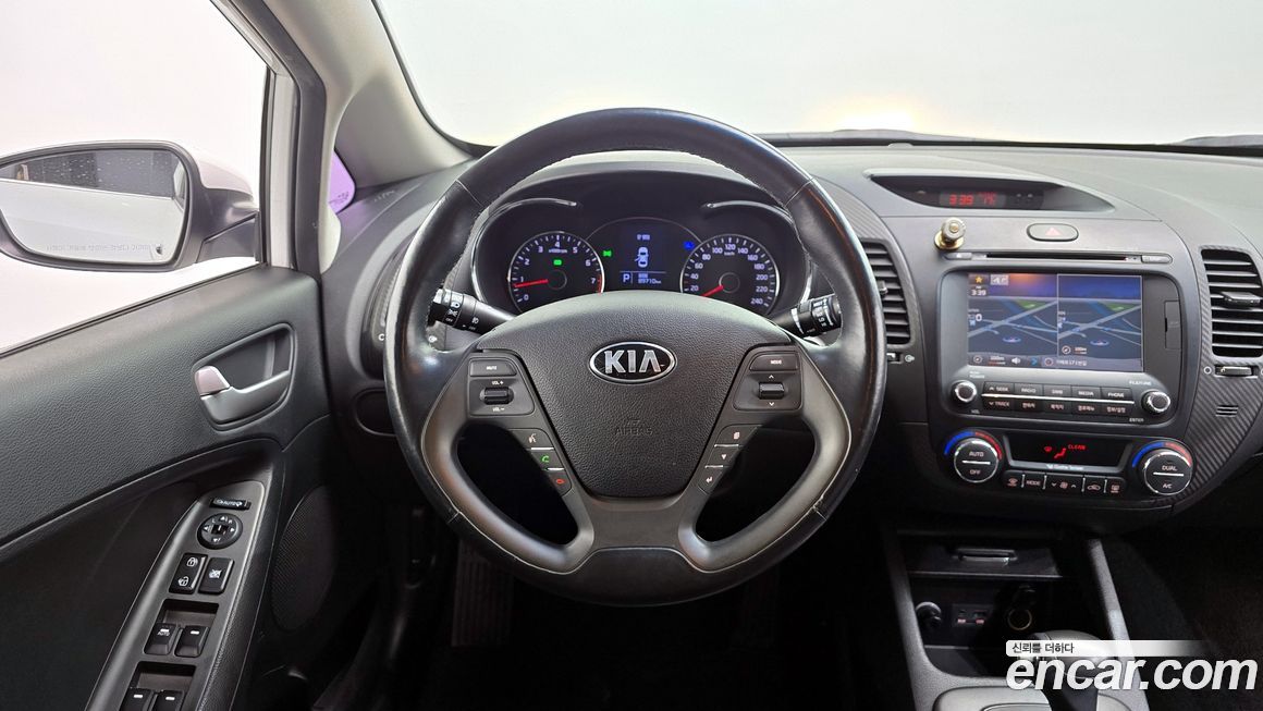 Kia K3 2013
