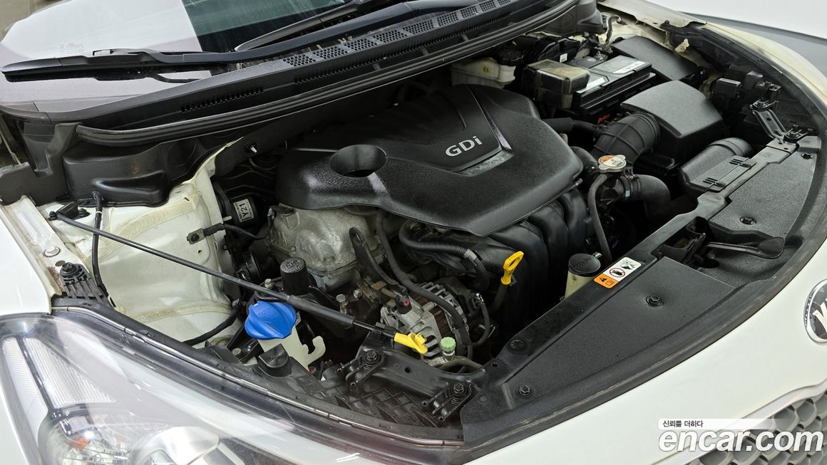 Kia K3 2013