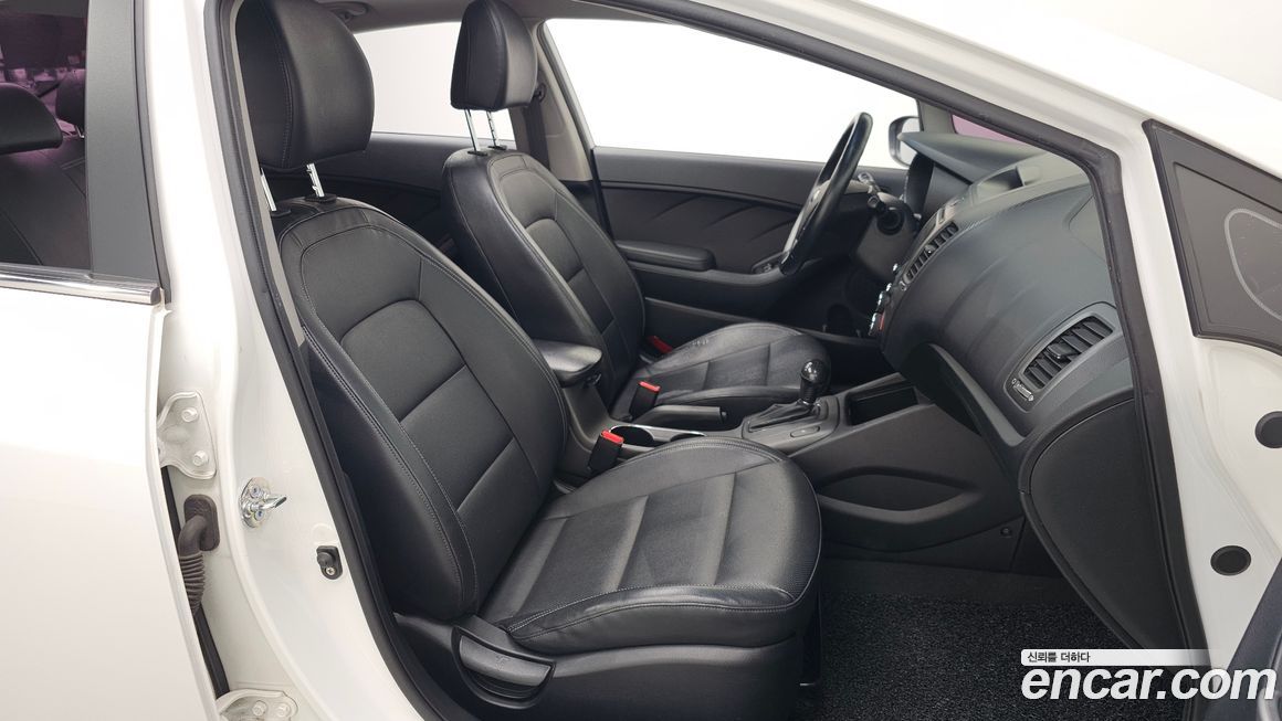 Kia K3 2013