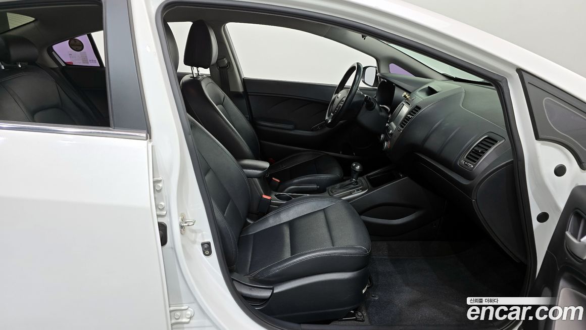 Kia K3 2013