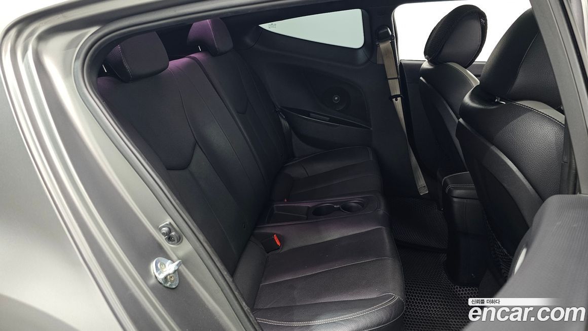 Hyundai Veloster 2016