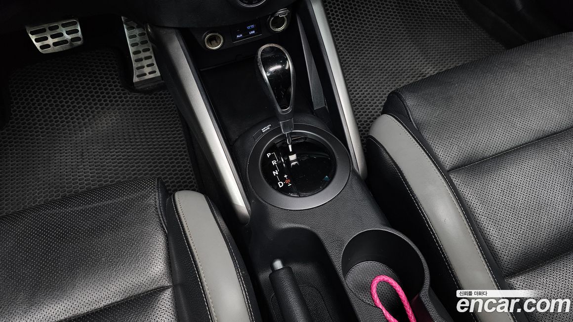 Hyundai Veloster 2016