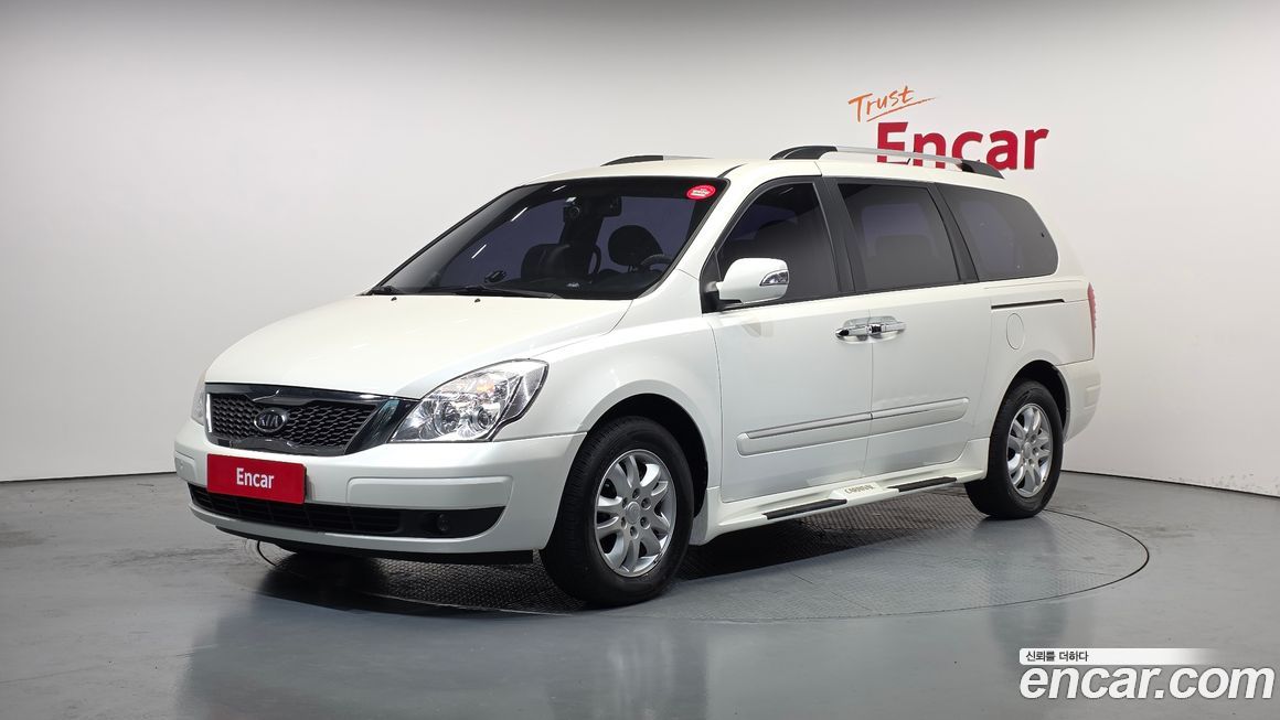 Kia Canival 2011