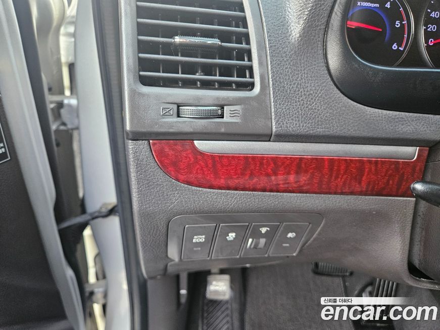 Hyundai Santafe 2011