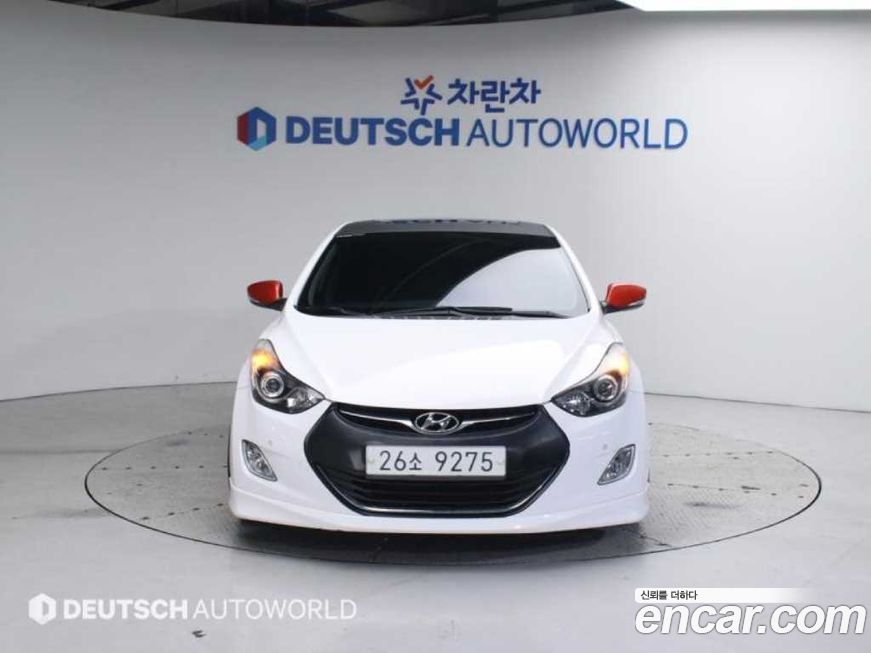 Hyundai AVANTE 2013