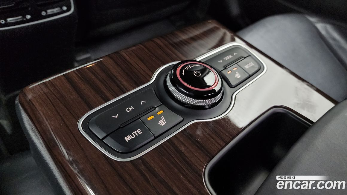 Kia K7 2015
