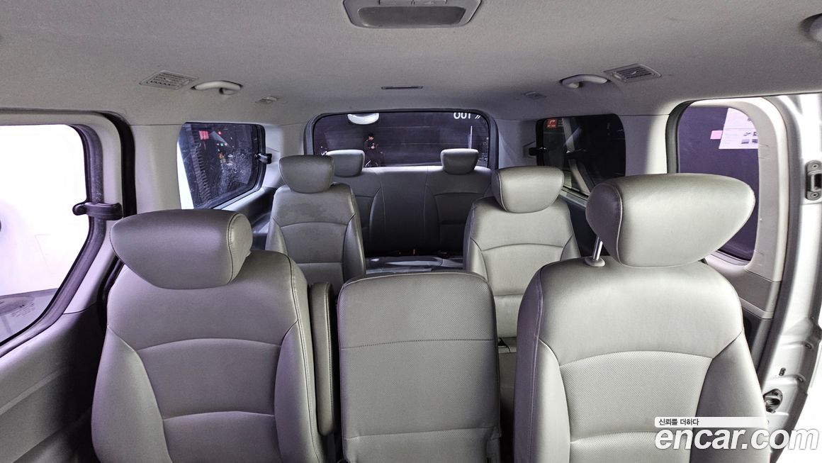 Hyundai Starex 2012