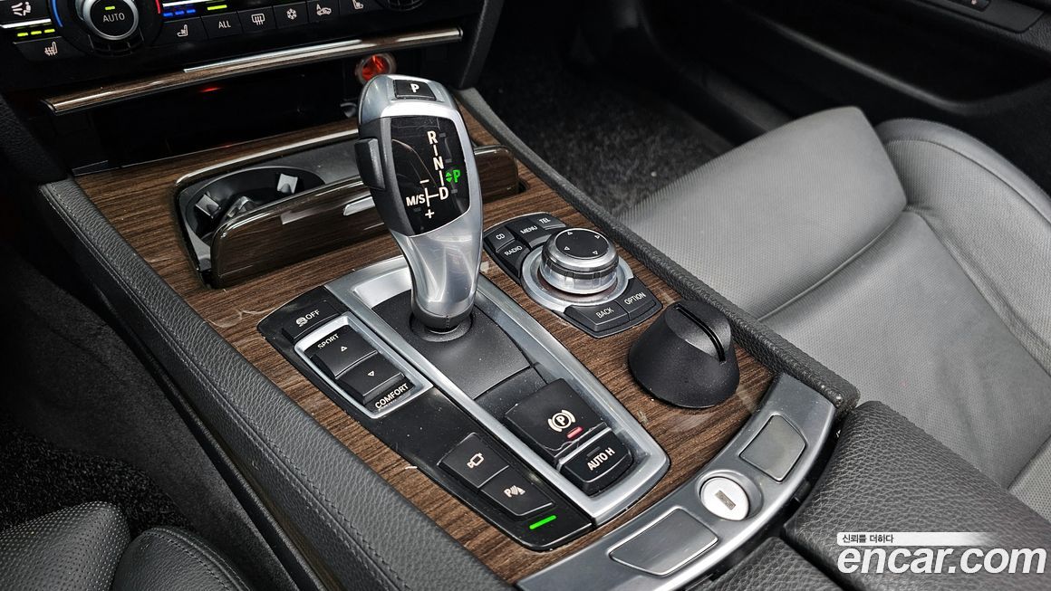 BMW 7-Series 2009