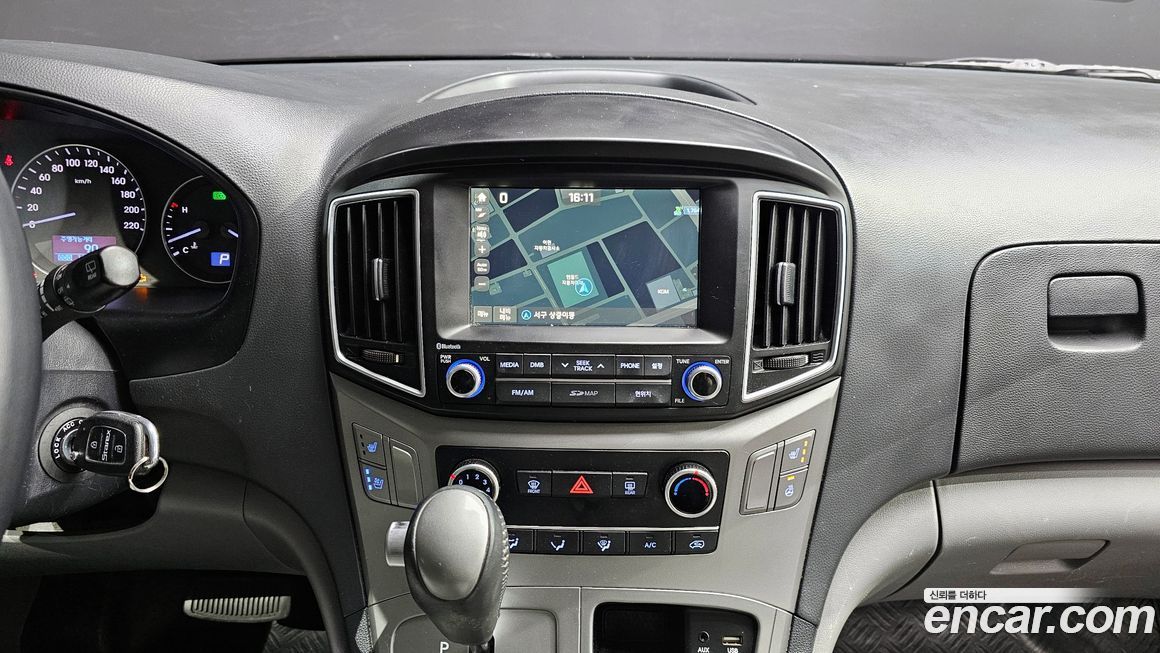 Hyundai Starex 2018