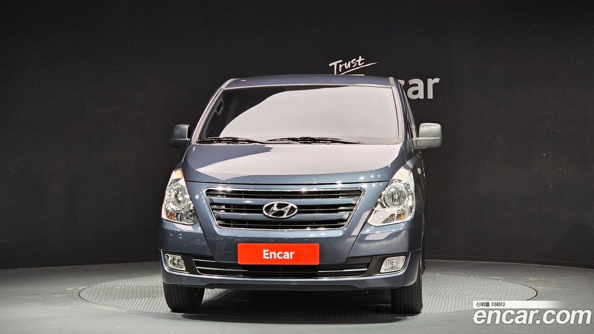 Hyundai Starex 2018