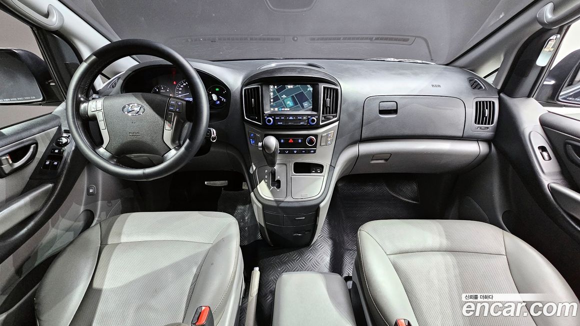 Hyundai Starex 2018