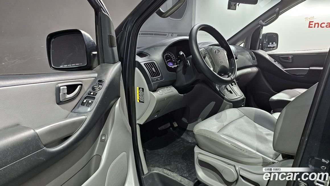 Hyundai Starex 2018