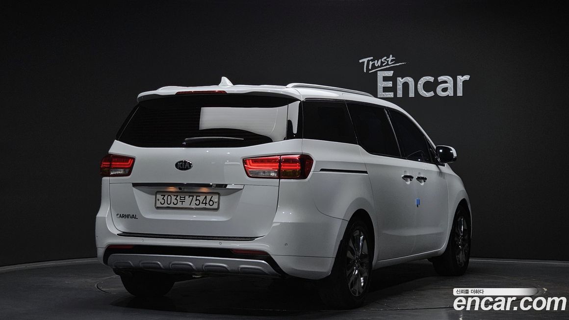 Kia Canival 2017