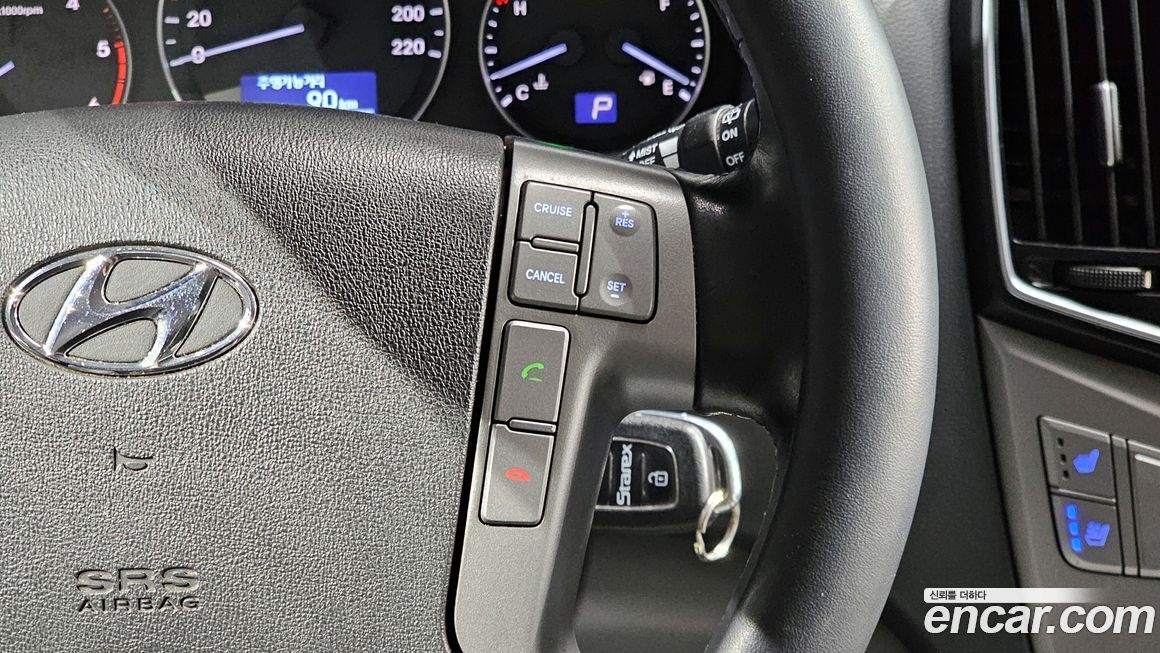 Hyundai Starex 2018
