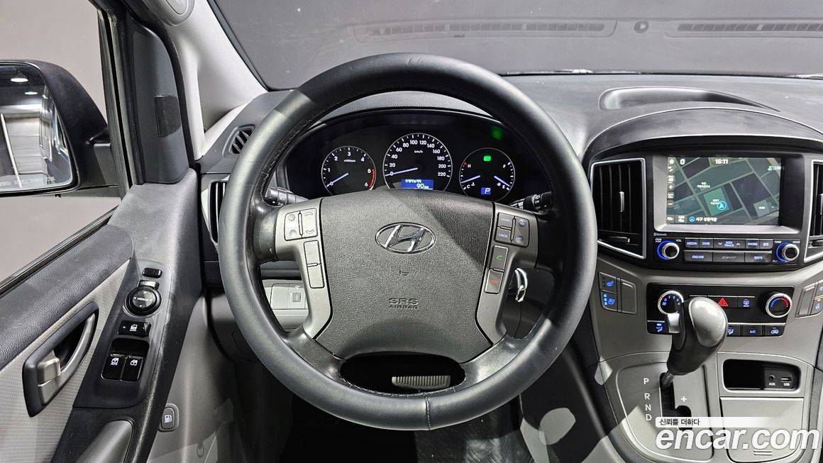 Hyundai Starex 2018