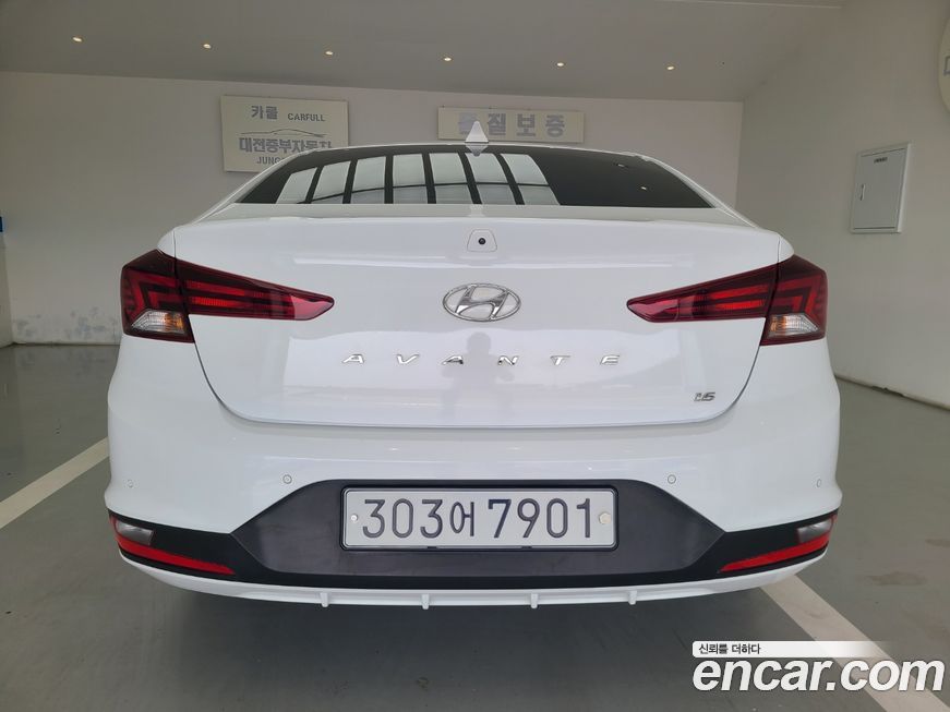 Hyundai AVANTE 2020