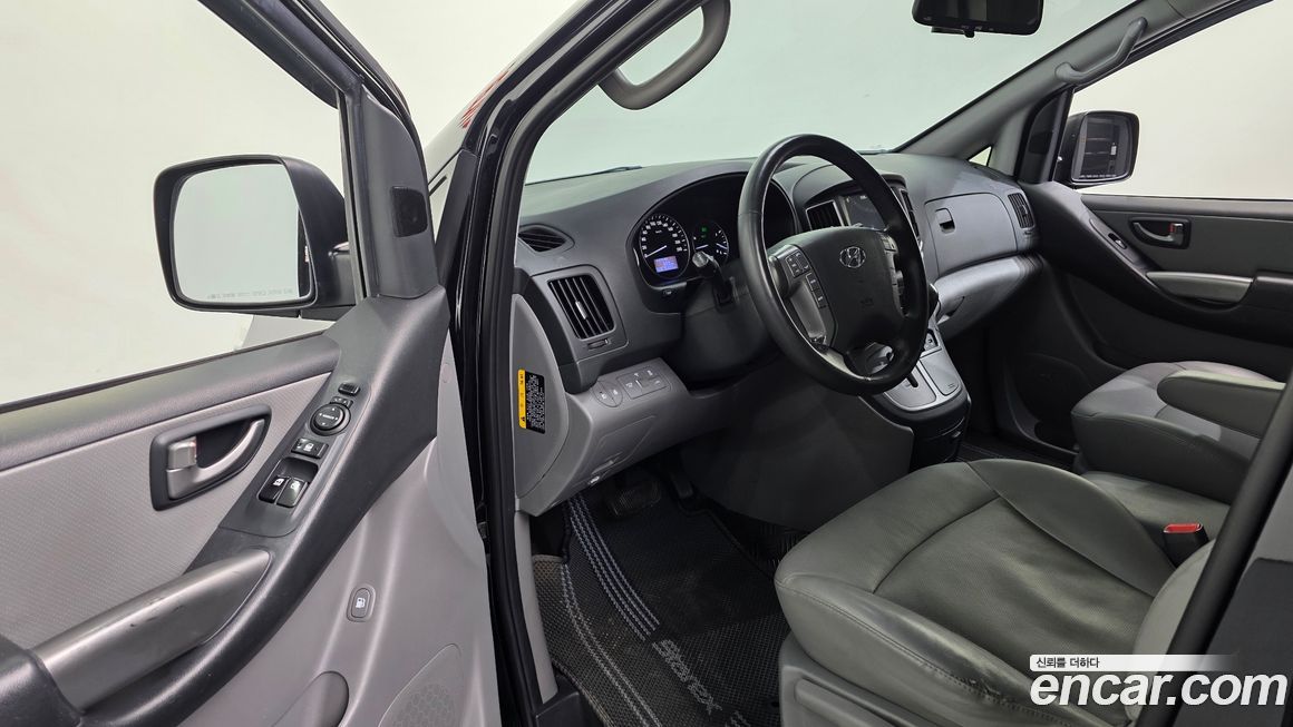 Hyundai Starex 2019