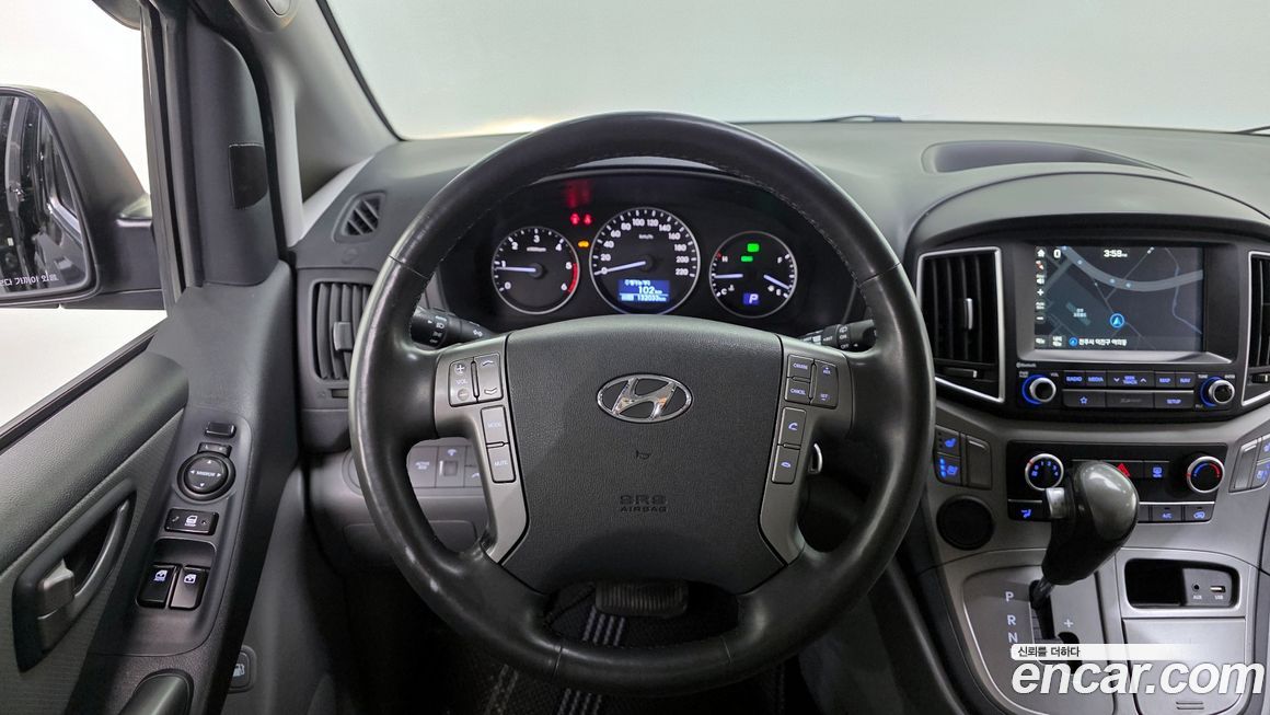 Hyundai Starex 2019