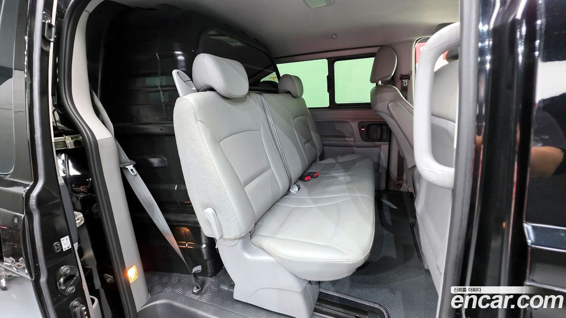 Hyundai Starex 2019