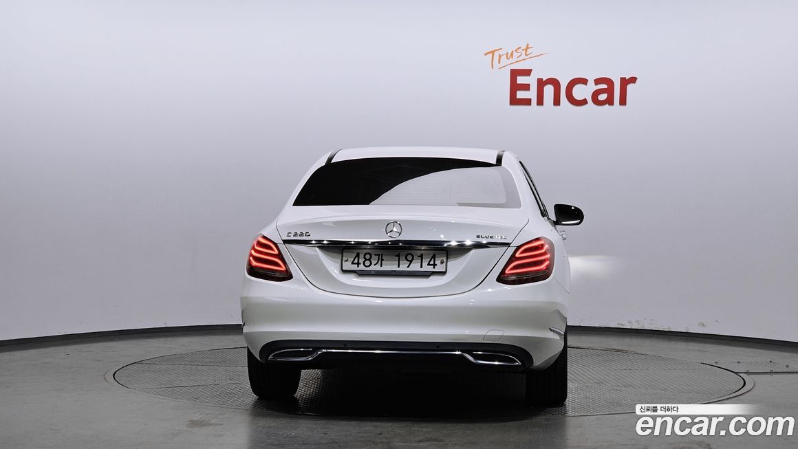 Mercedes-Benz C-Class 2015