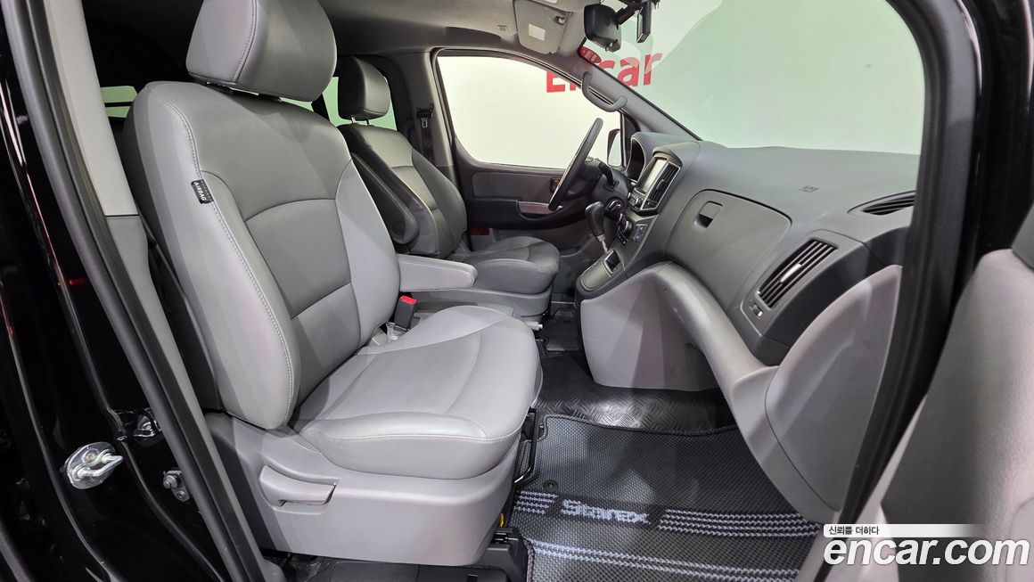 Hyundai Starex 2019