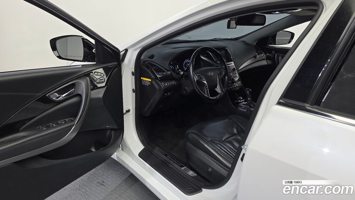 Hyundai Grandeur 2016