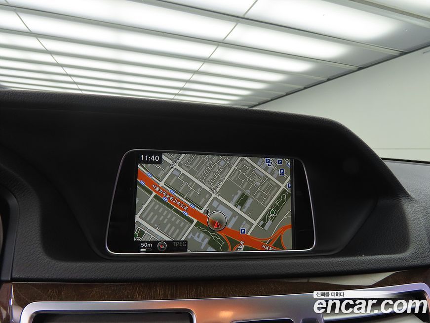 Mercedes-Benz E-Class 2016