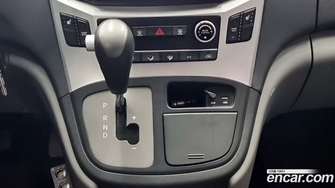 Hyundai Starex 2018