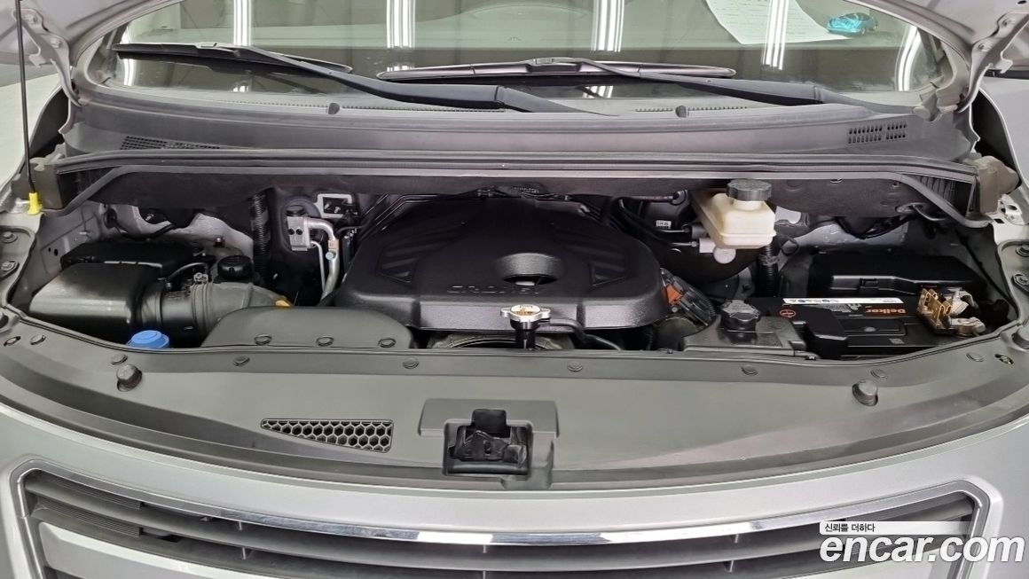 Hyundai Starex 2018