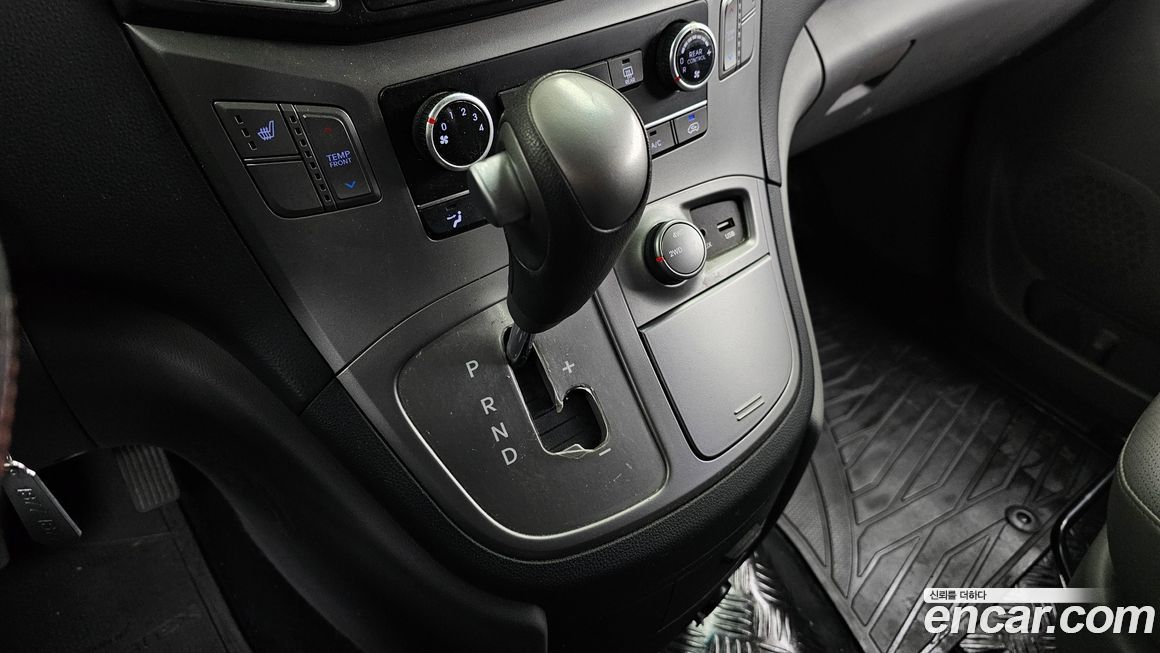 Hyundai Starex 2017