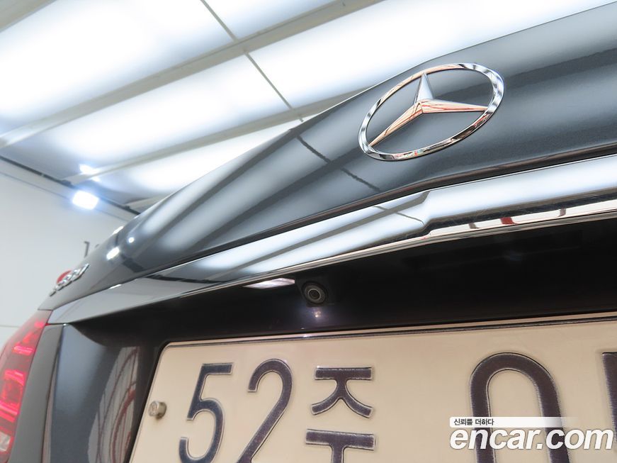 Mercedes-Benz E-Class 2016