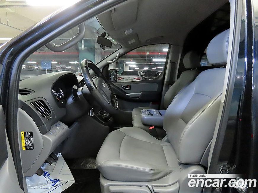 Hyundai Starex 2021