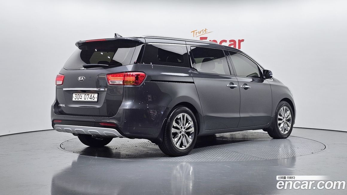 Kia Canival 2016
