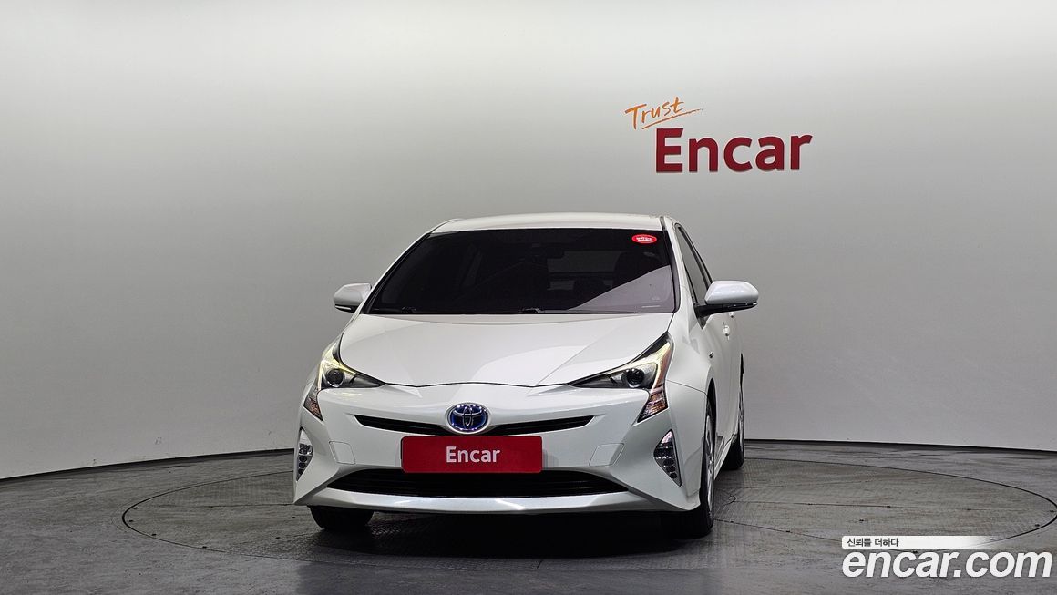 Toyota Prius 2016