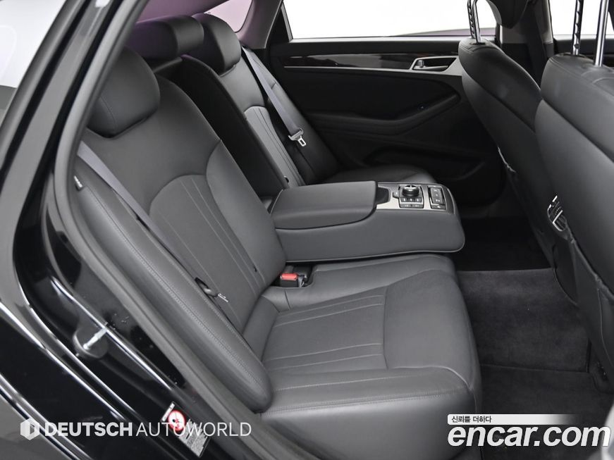 Hyundai Genesis 2016