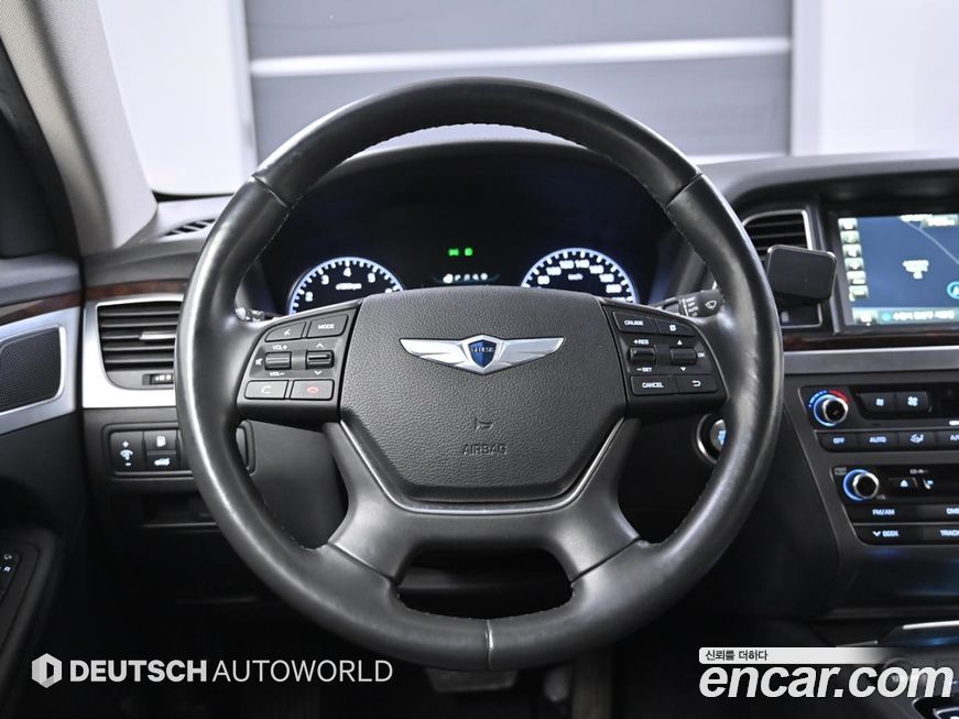 Hyundai Genesis 2016