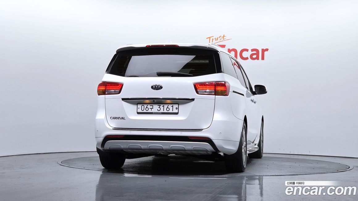 Kia Canival 2018